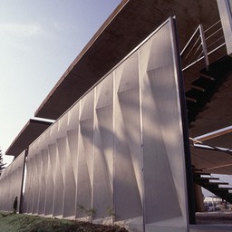 tan57 