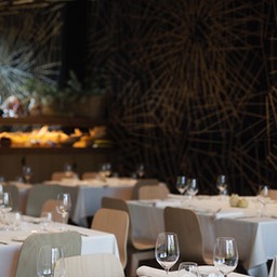 Restaurante007